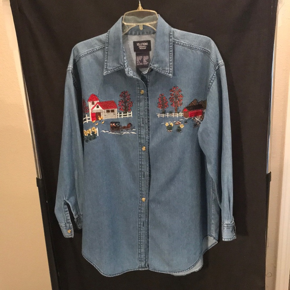 Solutions ladies size 14/16 long sleeved jean top